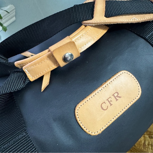 Jon Hart Designs Black Weekender Duffle Bag Suitcase Luggage CFR - Picture 8 of 9